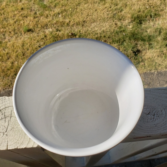 2 planters - Picture 4 of 11